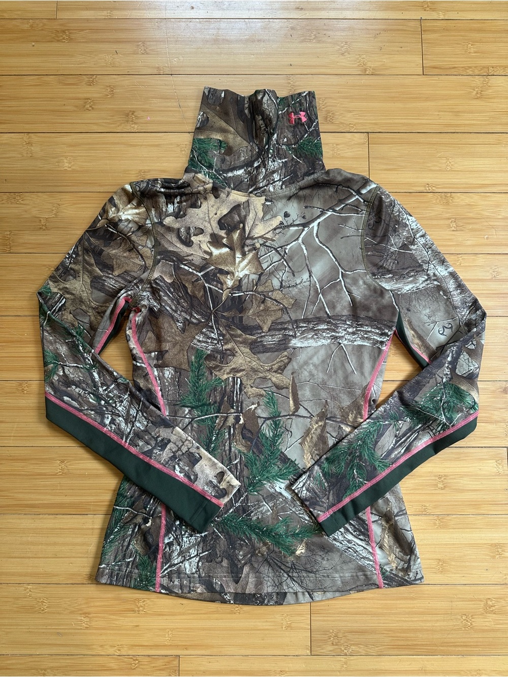 Under Armour Realtree Camo shirt for hunting